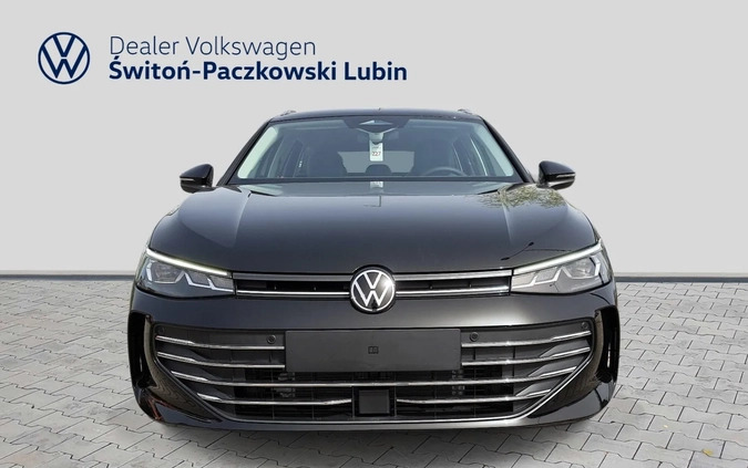 Volkswagen Passat cena 193200 przebieg: 7, rok produkcji 2024 z Płońsk małe 92